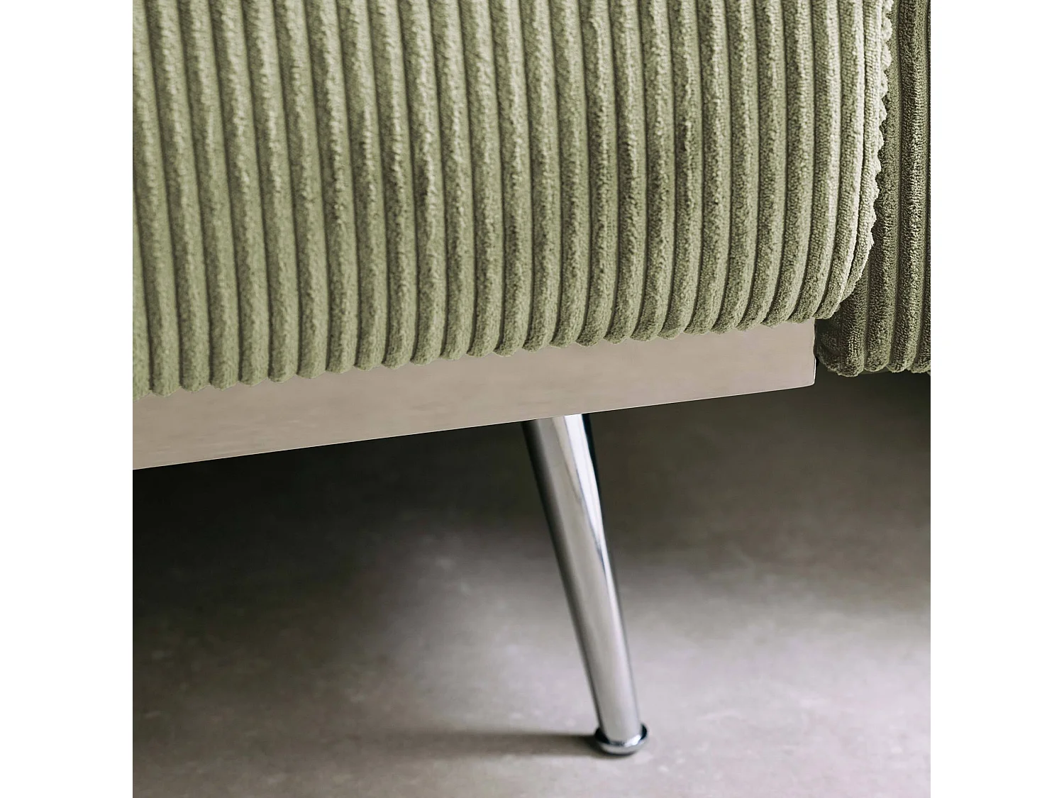 Canapé convertible design en velours côtelé kaki - Oskar - 3 places scandinave droit avec pieds métal chromé