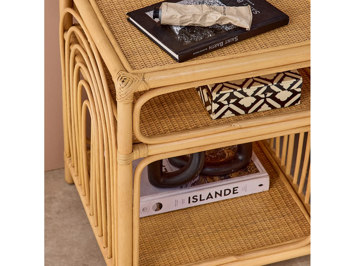 Set 2 comodini in rattan 1 vano portaoggetti, marrone naturale