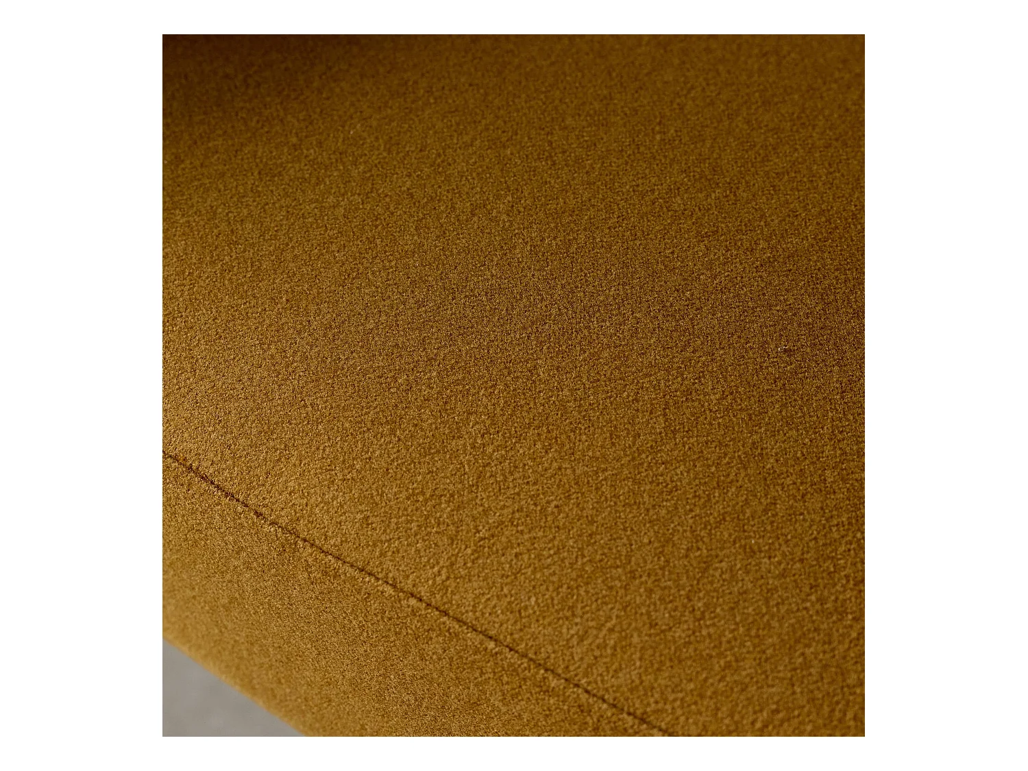 Fauteuil tissu moutarde dossier incurvé piétement métal L 81.5 x P 72.5 x H 69 cm - Cristo