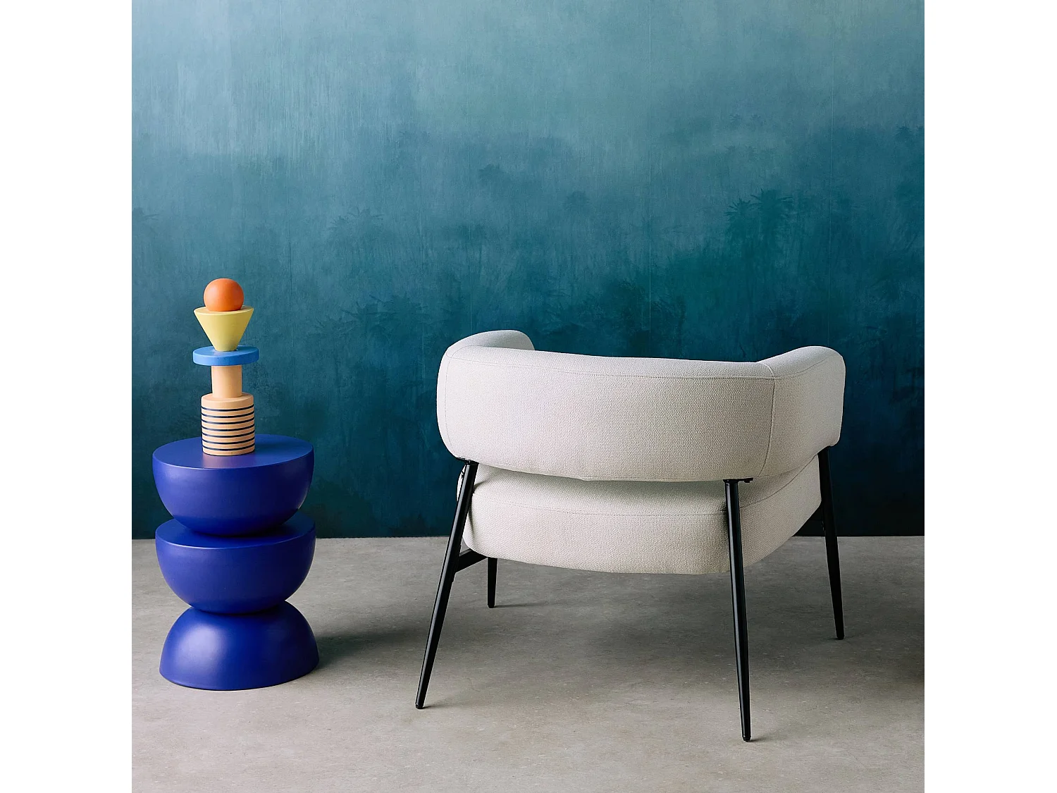 Fauteuil tissu blanc dossier incurvé piétement métal L 81.5 x P 72.5 x H 69 cm - Cristo