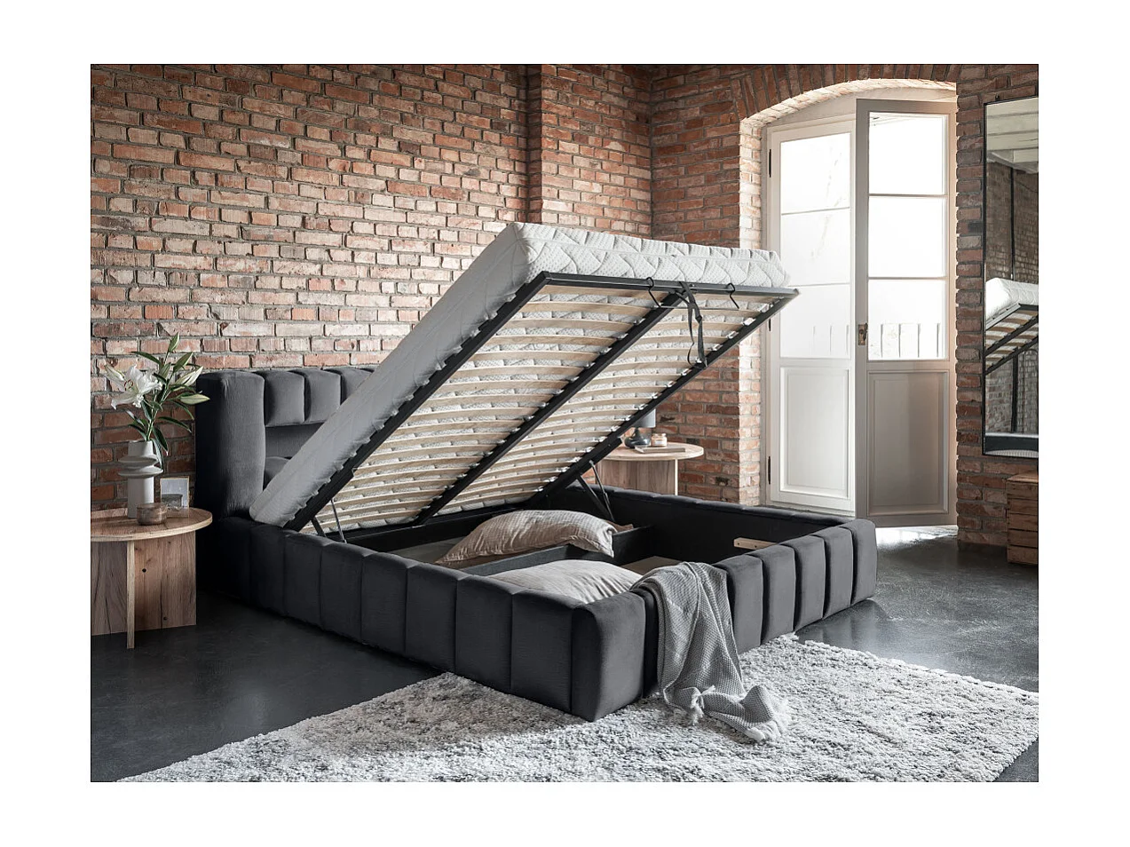 Cadre de lit KENZA avec coffre et éclairage LED en velours - Gris anthracite