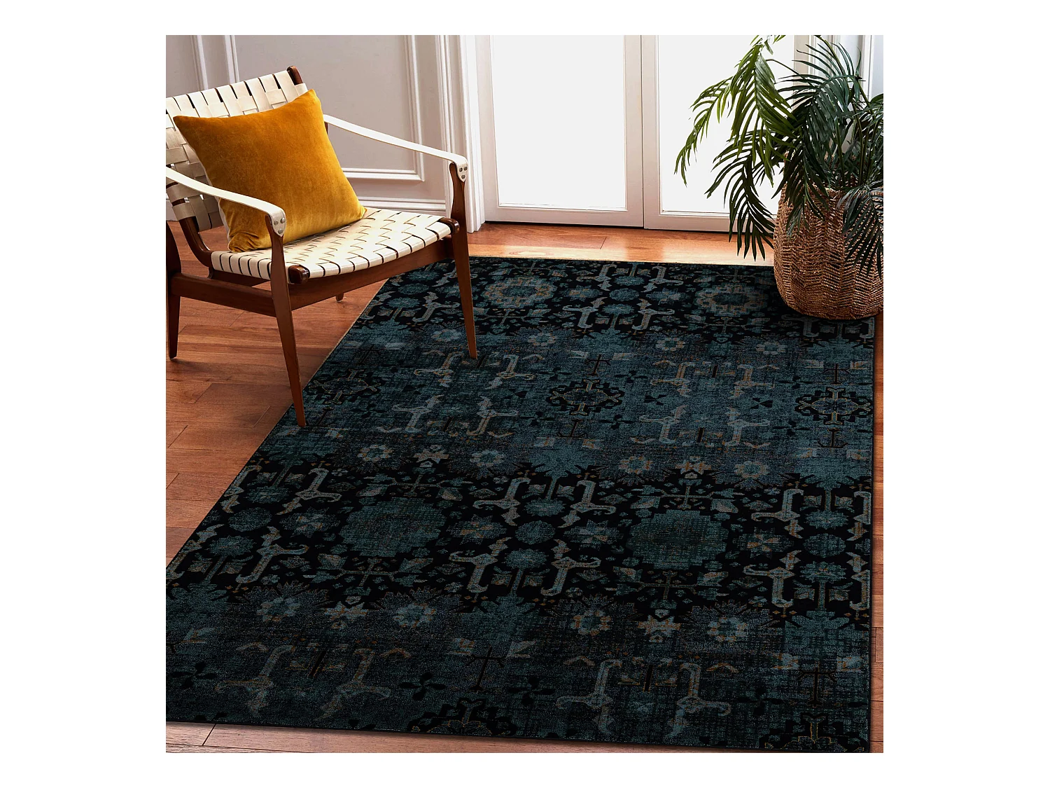 Tapis en laine OMEGA KARAJA fleurs bleu foncé 200x300 cm