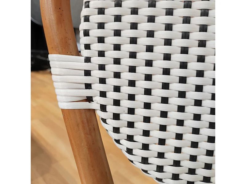 Lot 2 chaises bistrot en rotin naturel cannage noir et blanc - PIGALLE