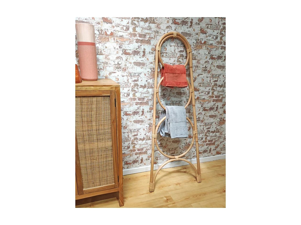 Portant échelle serviettes et plaids en rotin naturel 170 cm - HAZEL