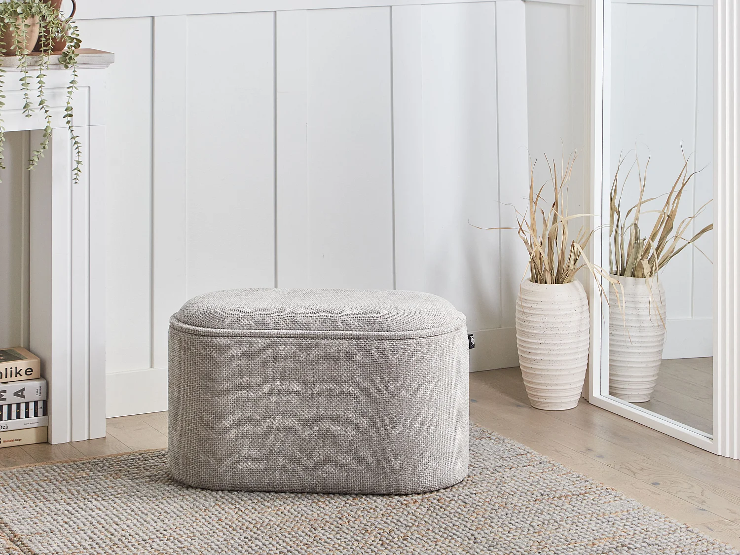 Bank mit Stauraum aus Chenille Stoff grau gepolstert modernes Design Artas