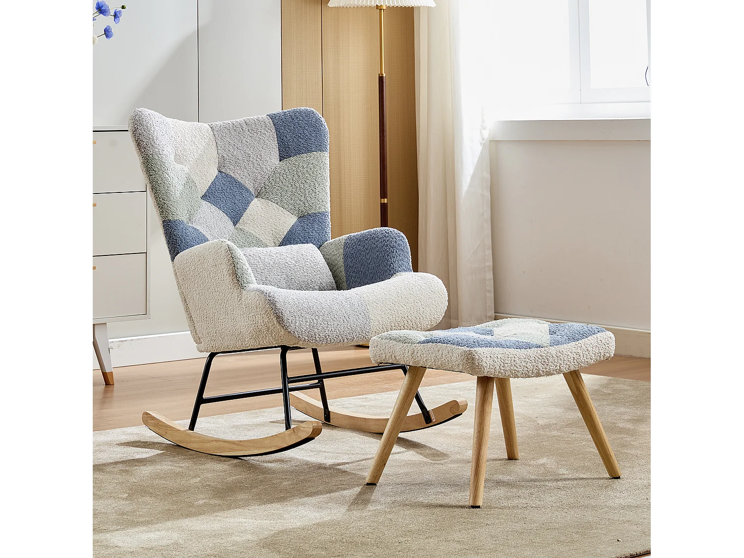 Fauteuil à bascule, rocking chair avec 1 coussin lombaire et tabouret, cadre en métal et pieds en bois, beige+bleu