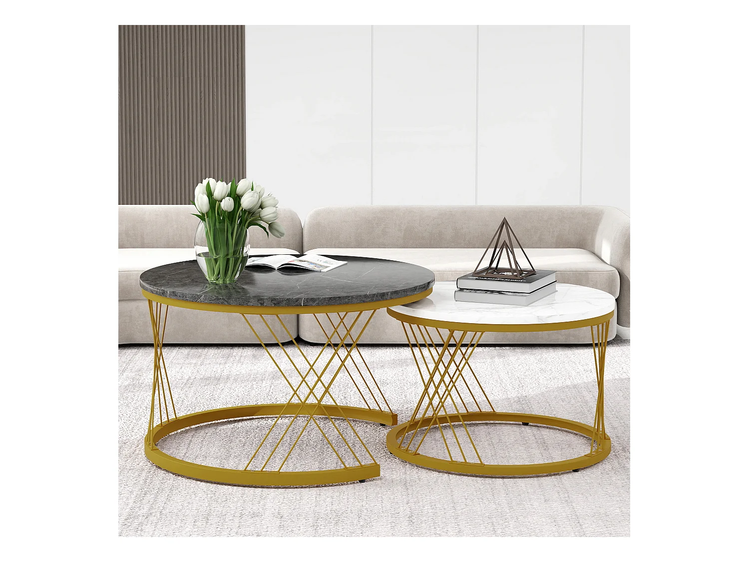 Set van 2 in elkaar passende salontafels, glanzend wit en zwart marmeren fineerblad, goudkleurig metalen frame