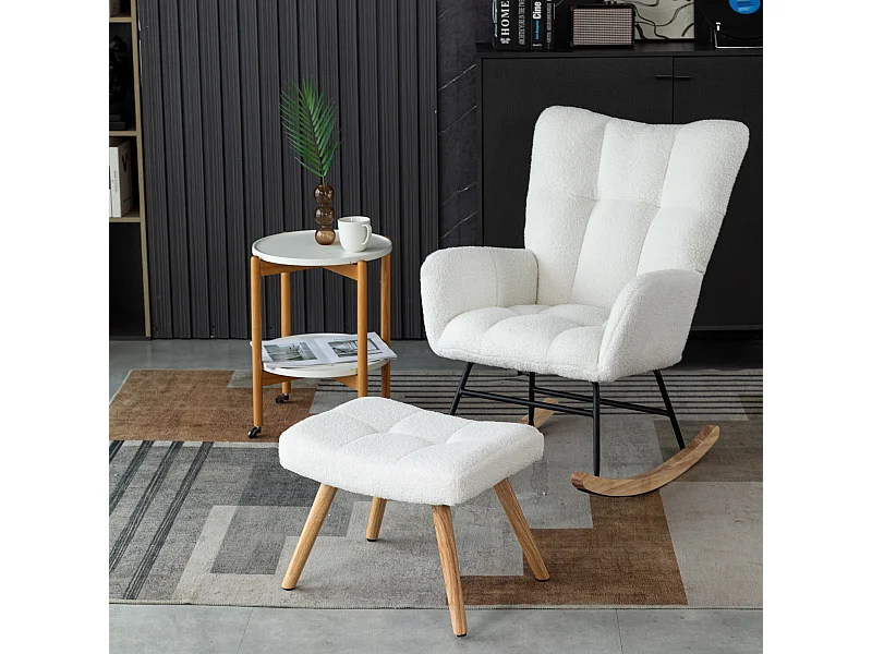 Sedia a dondolo con sgabello, struttura in metallo e gambe in legno, tessuto teddy bianco