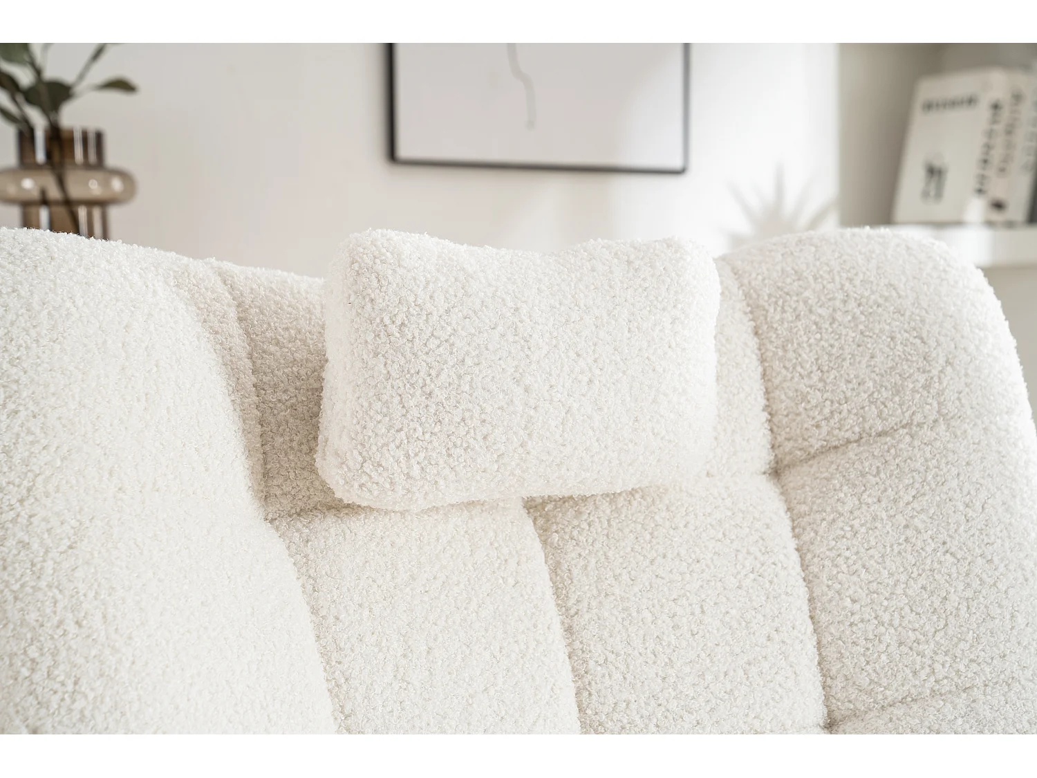 Fauteuil à bascule capitonné, rocking chair avec Appuie-tête et tabouret, cadre en métal et pieds en bois, tissu en Teddy blanc