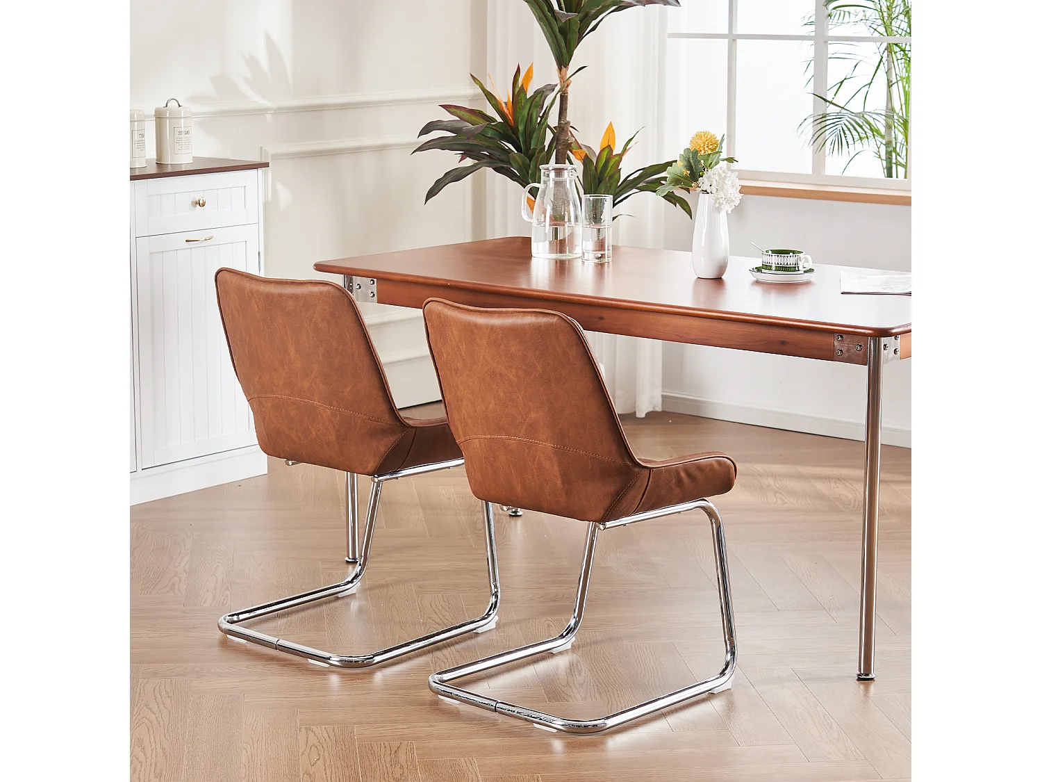 Lot de 2 chaises cantilever en PU marron, cadre en métal argenté