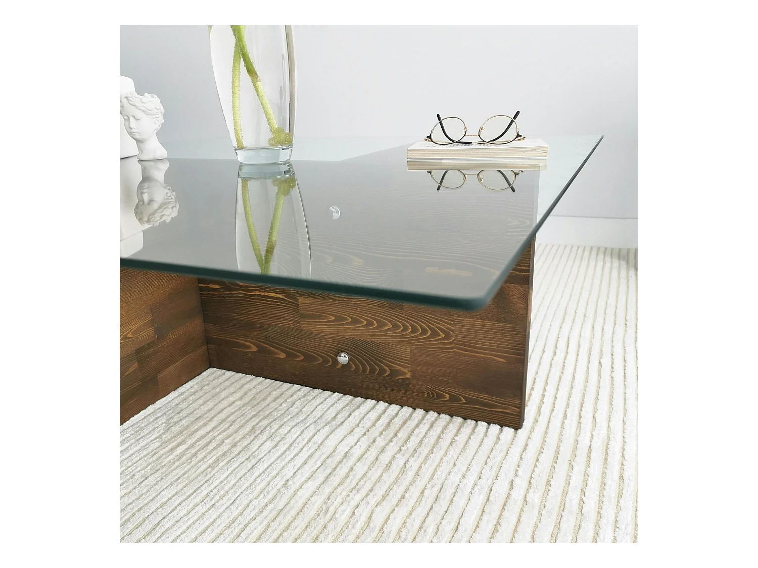 Table basse carrée verre et bois brun - base croisée LHASA