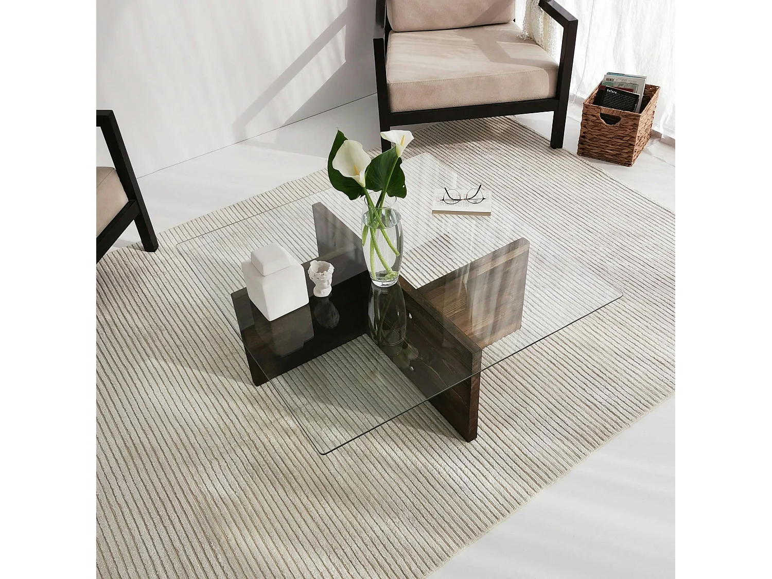 Table basse carrée verre et bois brun - base croisée LHASA