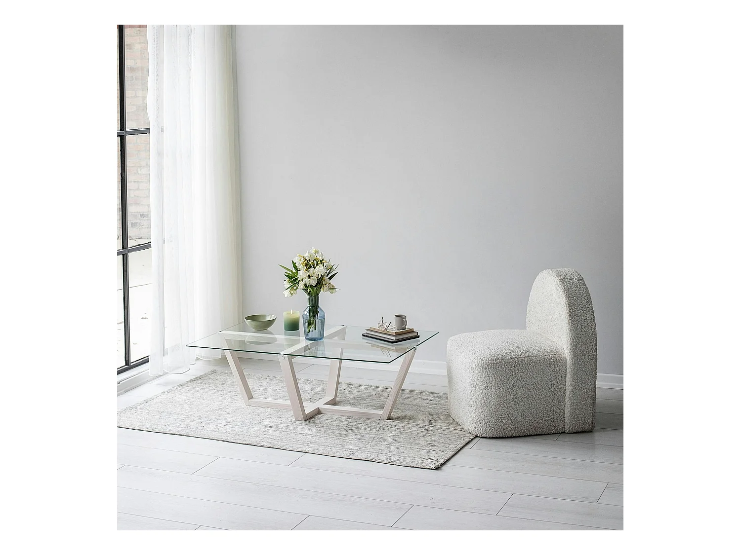 Table basse blanche design - verre trempé, pied croisé LHASA