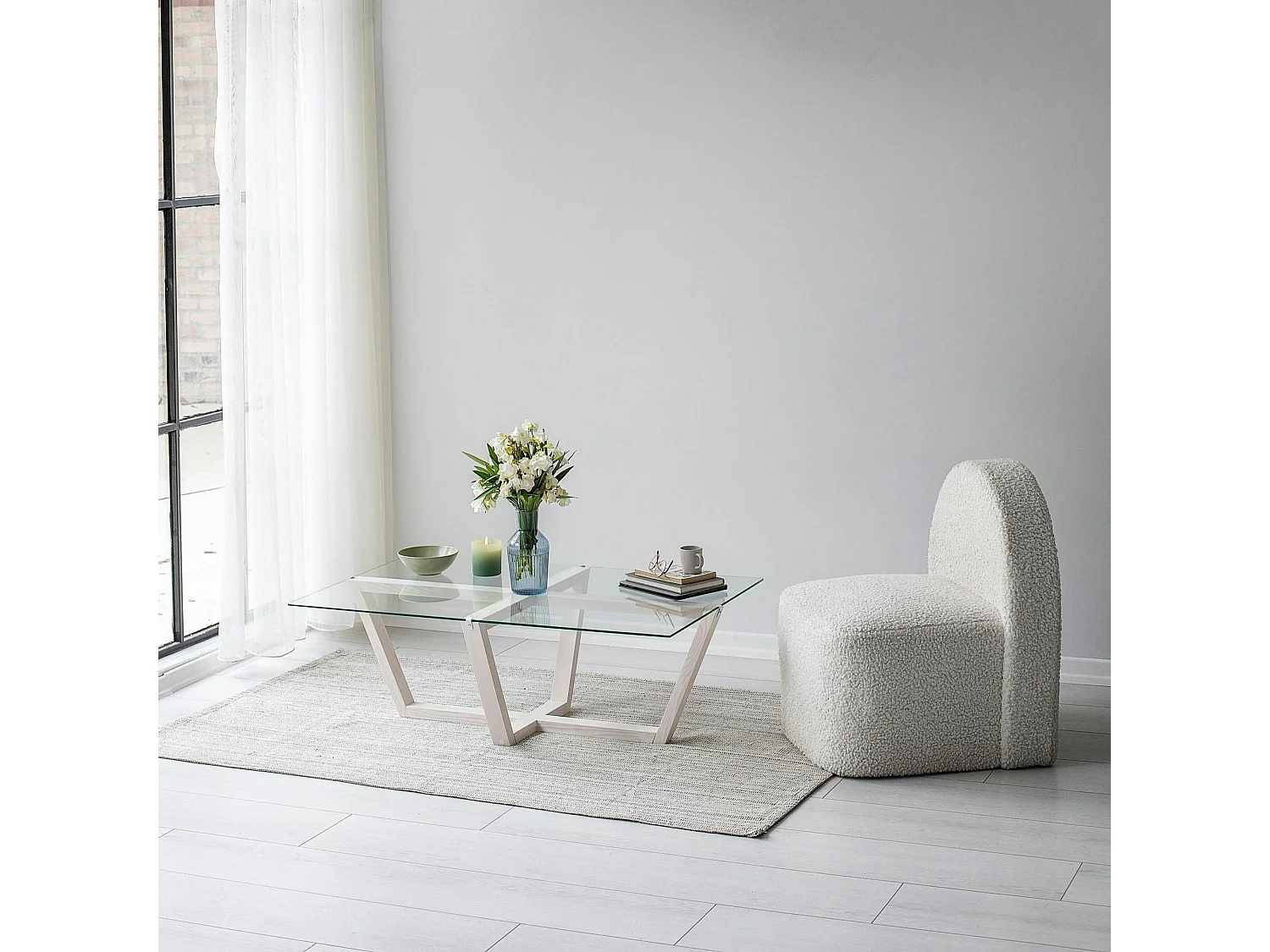 Table basse blanche design - verre trempé, pied croisé LHASA