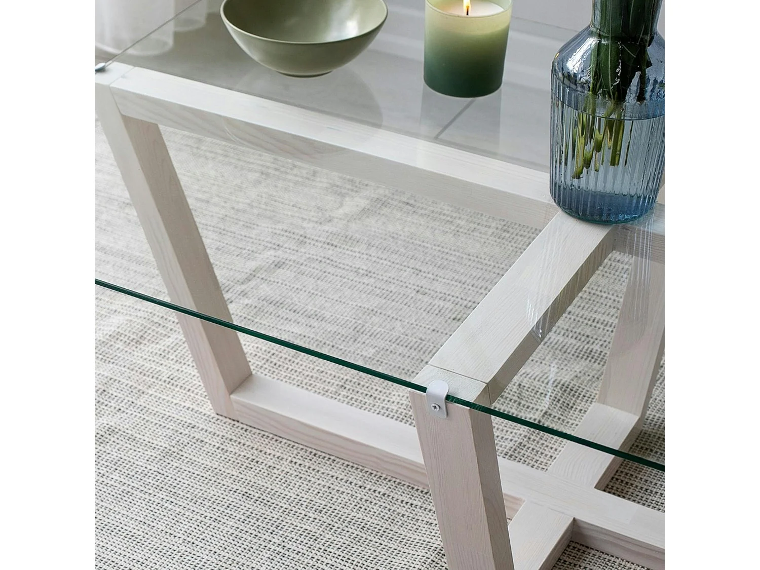 Table basse blanche design - verre trempé, pied croisé LHASA