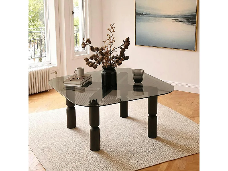 Table basse carrée en verre fumé - pieds bois sculpté BOMA