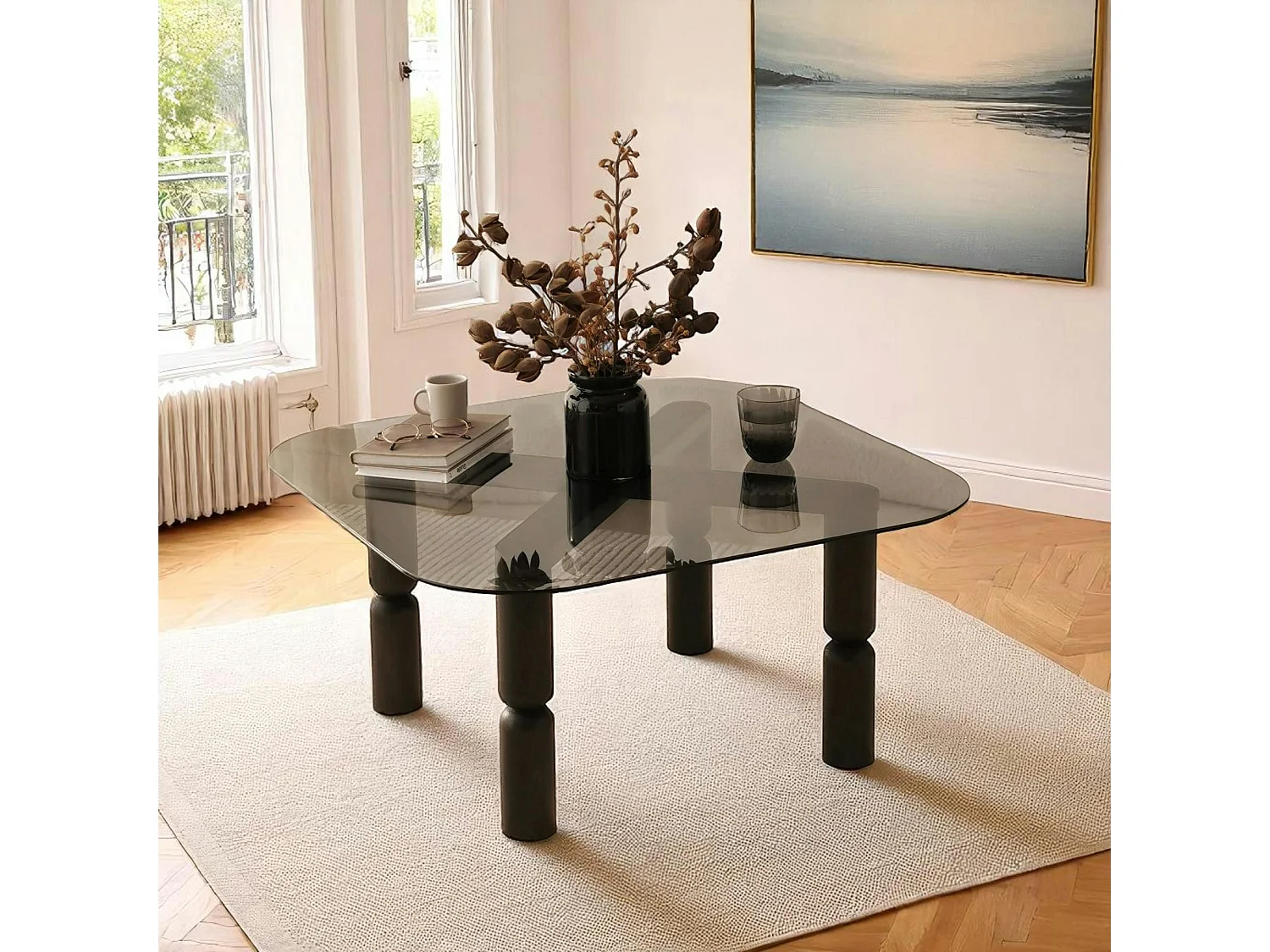 Table basse carrée en verre fumé - pieds bois sculpté BOMA
