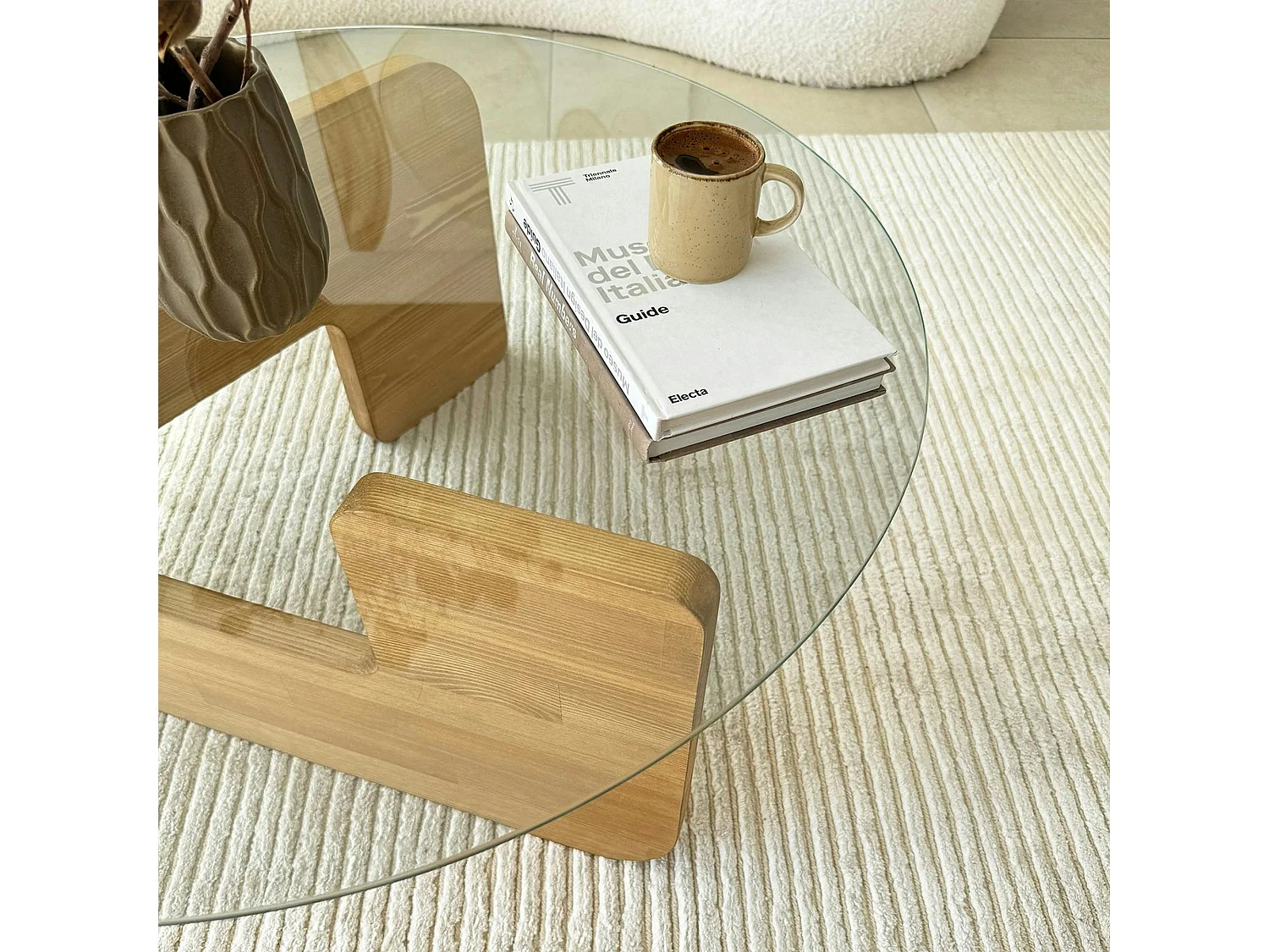 Table basse design en verre - pied bois clair ANZIO