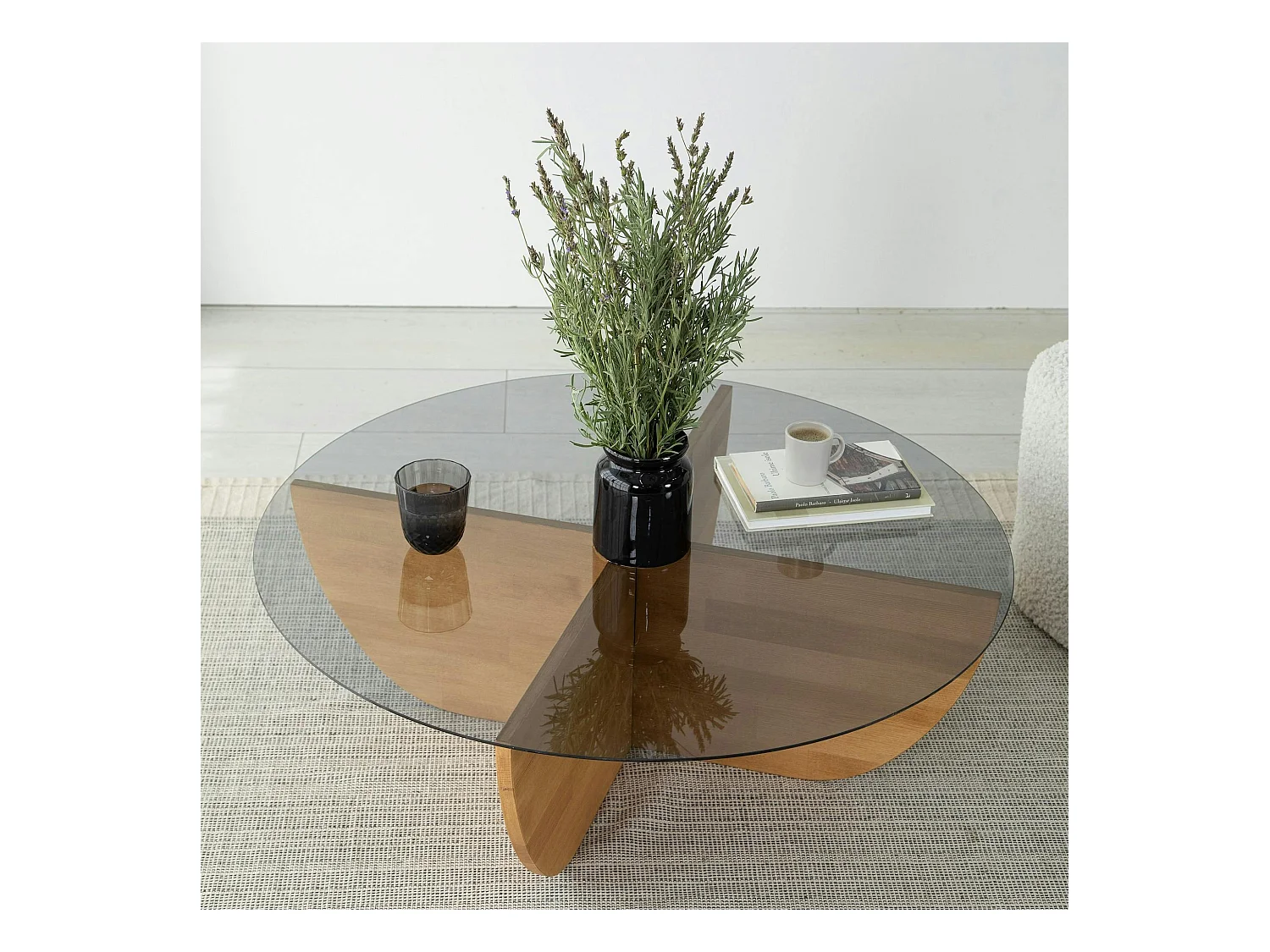 Table basse verre fumé – pied croix bois clair, 90 cm ANZIO