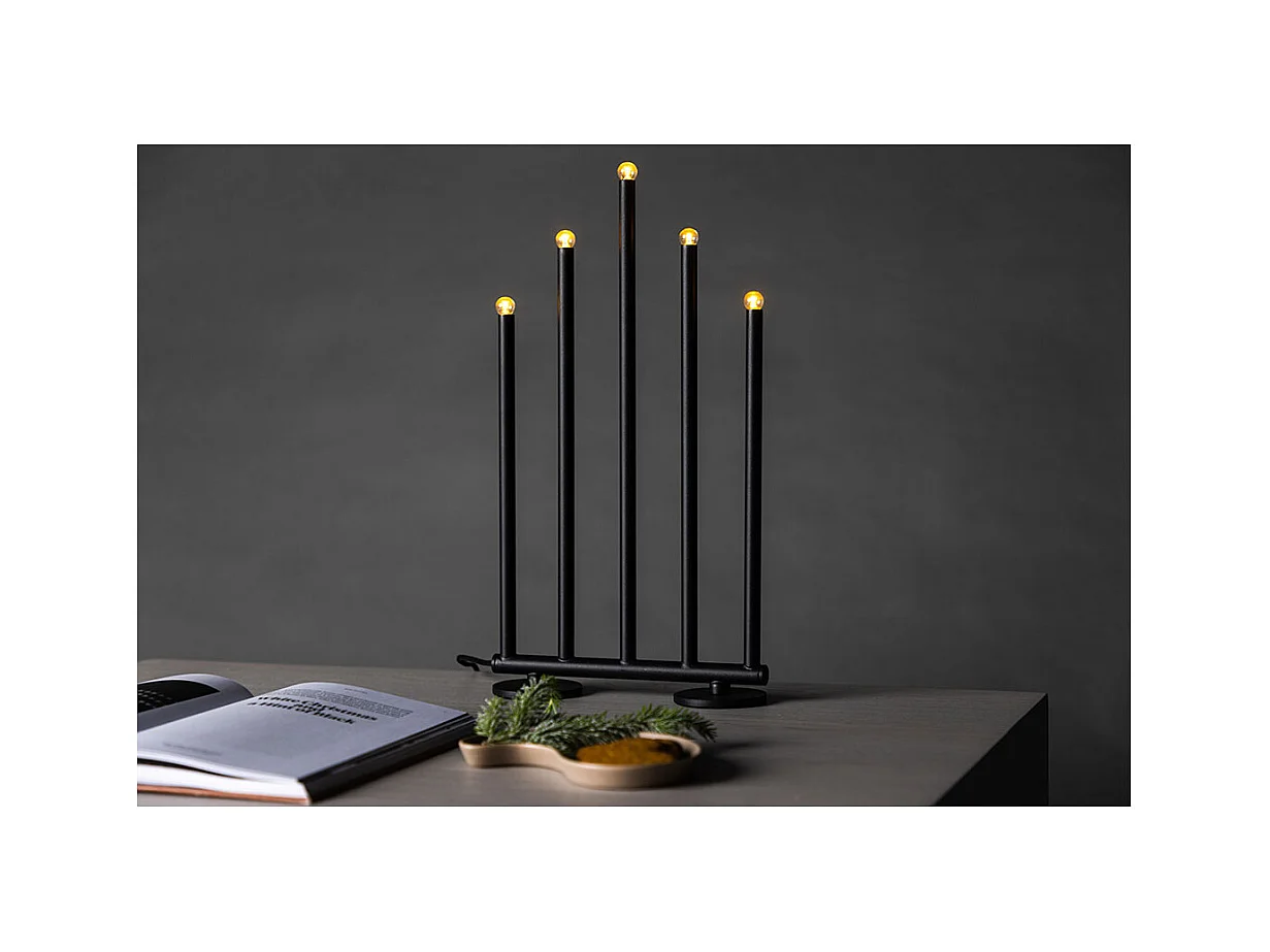 Soporte de adviento eléctrico Björnfjället con 5 luces, color negro.