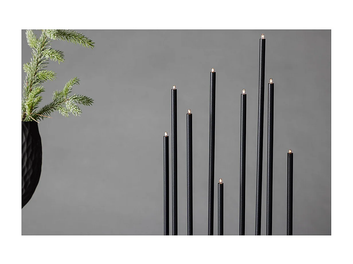 Vallåsen - Soporte de adviento eléctrico, 9 luces, color negro.