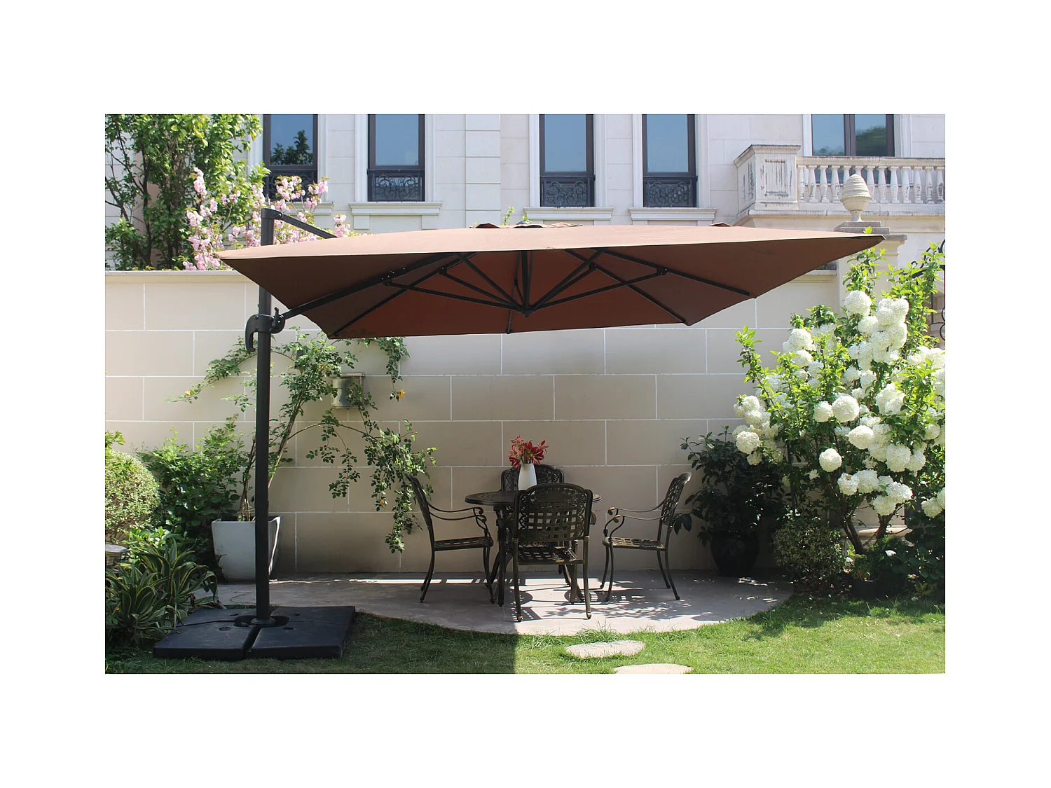 Bundle parasol rectangulaire 3x4m déporté rotatif marron aluminium + housse CESARE