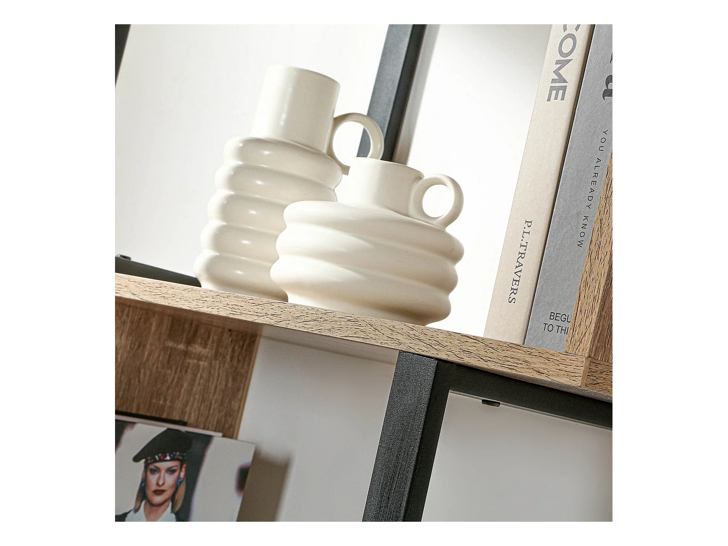 Bibliothèque 4 Niveaux Décor Bois et Montants Métal - H148 cm