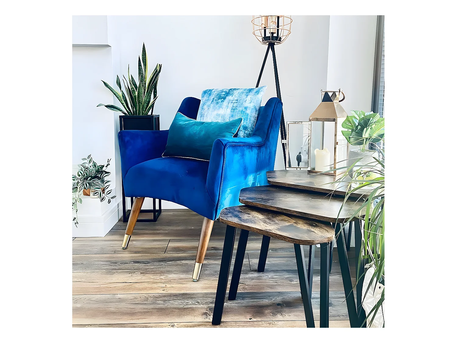 Set aus 3 Gigognes Tischen mit Stahlbeinen und rustikalem Holzdekor