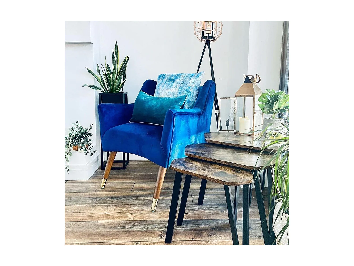 Lot de 3 tables gigognes avec pieds en acier et décor bois rustique