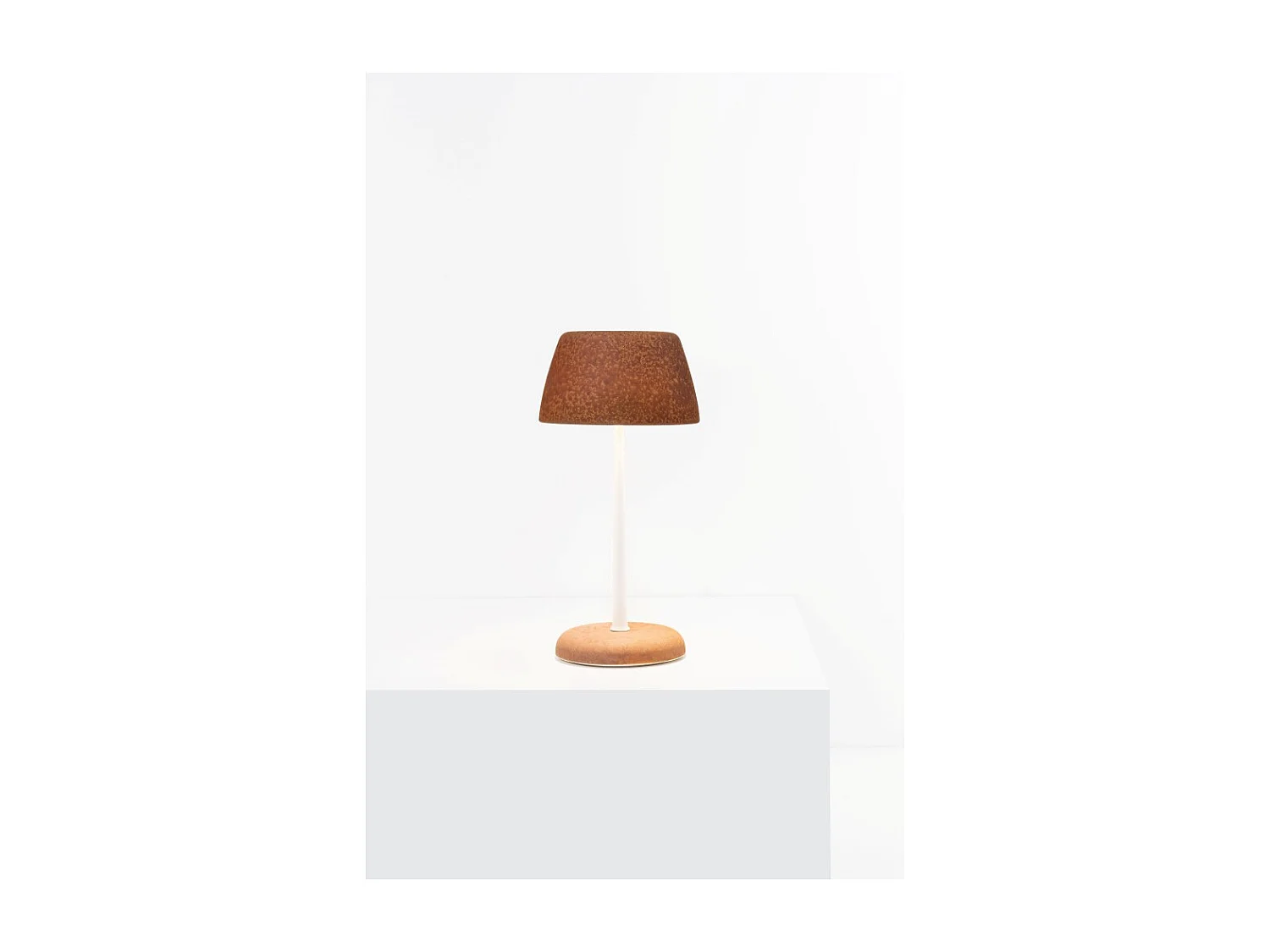 Slimme lamp Trilli Wi-Fi Zafferano - Oplaadbare LED, Touch, Wi-Fi-app, Wit en roestkleurig keramiek