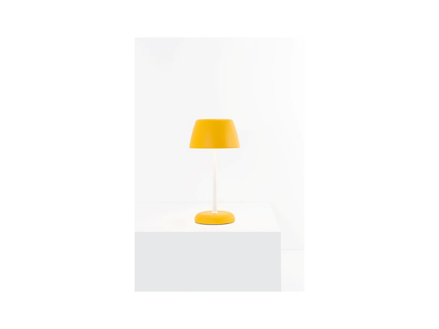 Lâmpada Inteligente Trilli Wi-Fi Zafferano - LED Recarregável, Touch, Aplicativo Wi-Fi, Cerâmica Decorada em Branco e Ocre