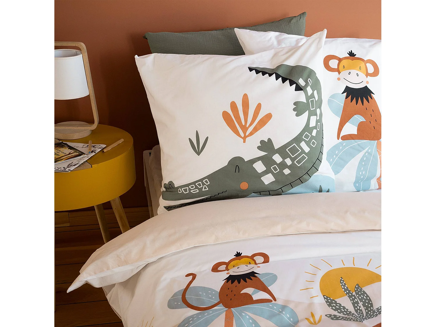 Parure de lit microfibre réversible imprimé savane 1 place 140 x 200cm. taie 63x63cm