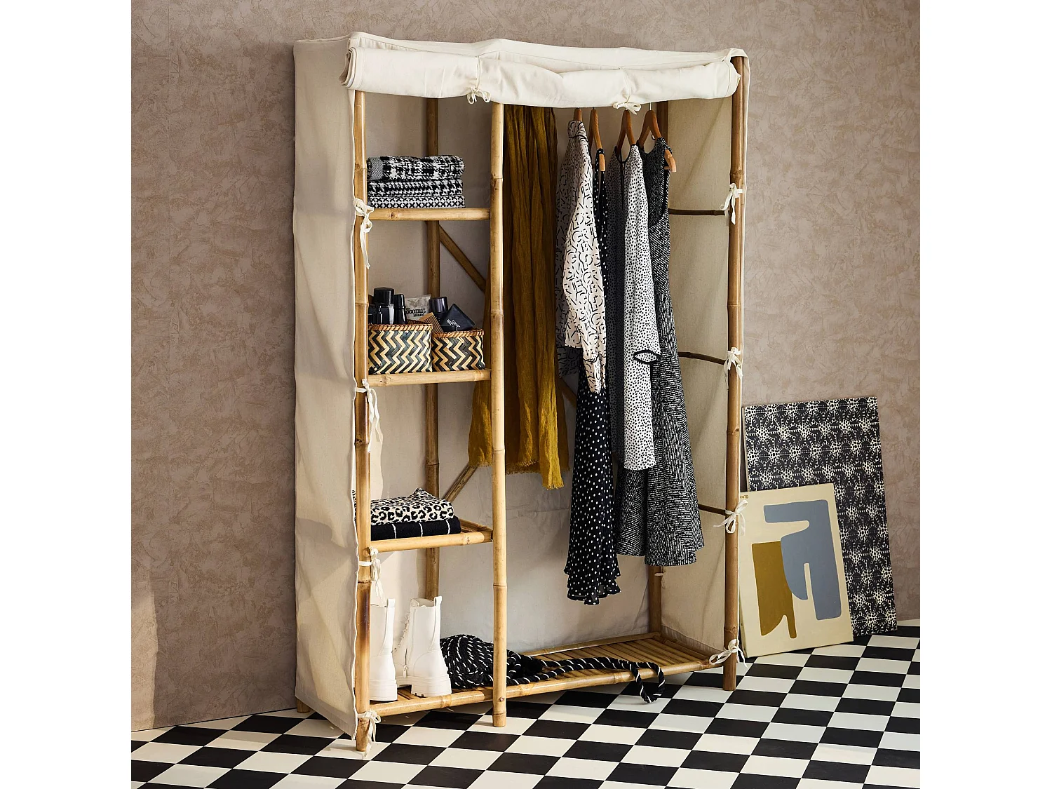 Armoire dressing en bambou. 3 étagères L110 x P40 x H170cm