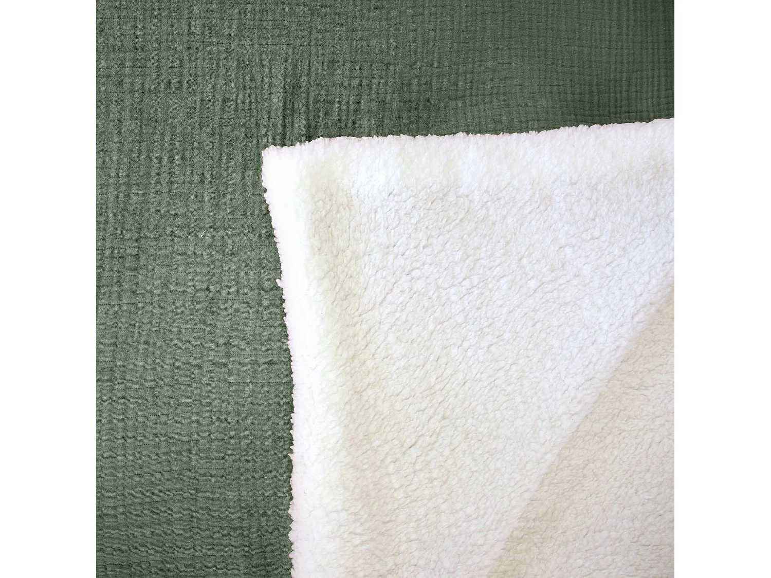 Coperta in agnellino e garza di cotone, 130cm, verde kaki