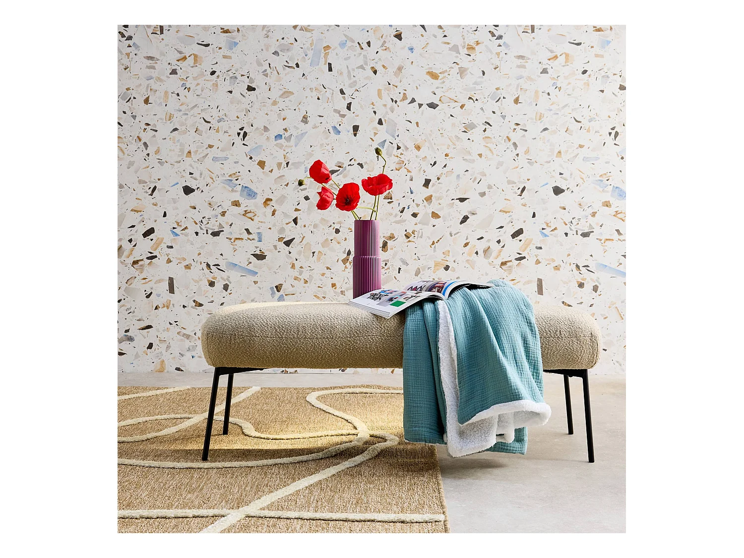 Plaid sherpa et gaze de coton 130 x 170 cm vert amande. ALIX. bi-matière