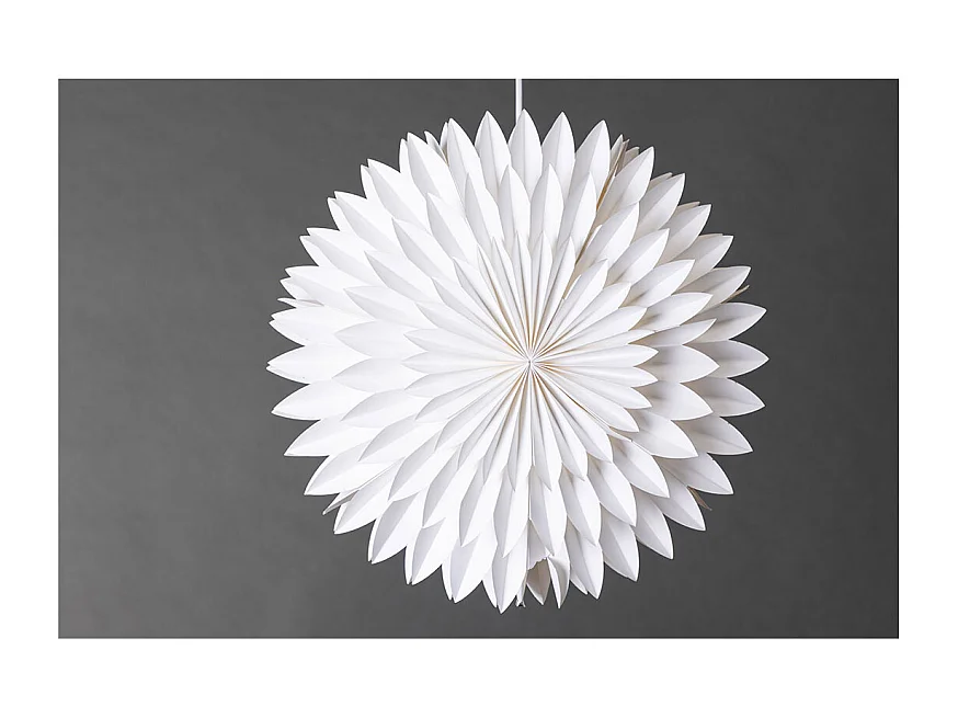 Gran estrella navideña con colgante de papel ligero Ø46cm de color blanco.
