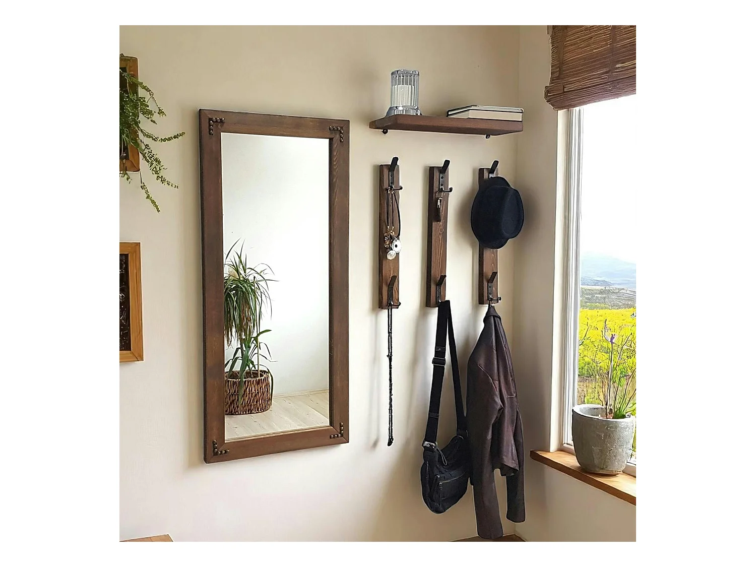 Vestiaire mural - 1 miroir, 3 portemanteaux, 1 étagère HILO