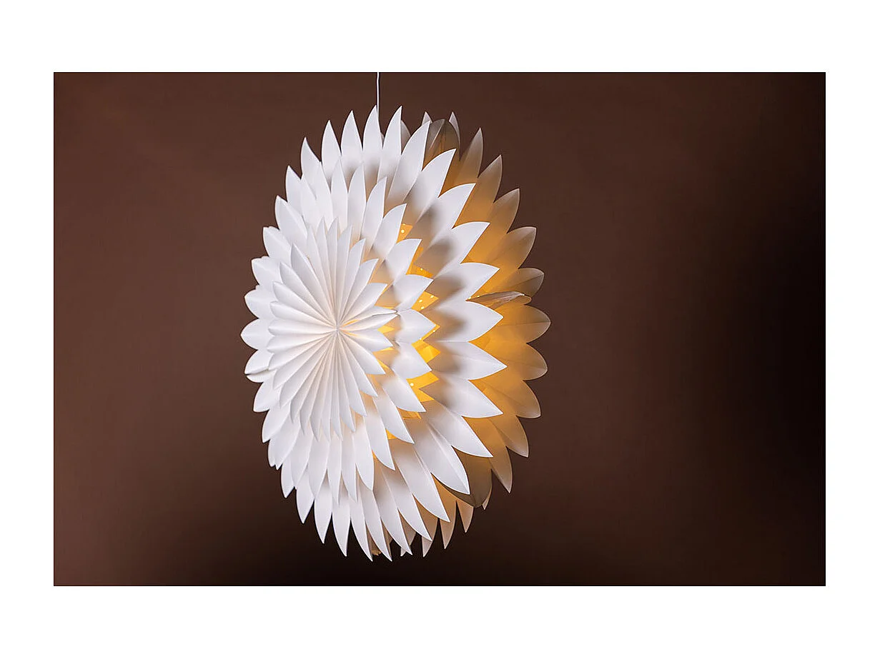 Gran flor de Pascua con colgante de papel claro Ø80cm de color blanco.