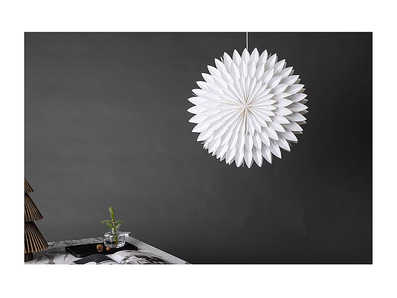 Gran flor de Pascua con colgante de papel claro Ø60cm de color blanco.