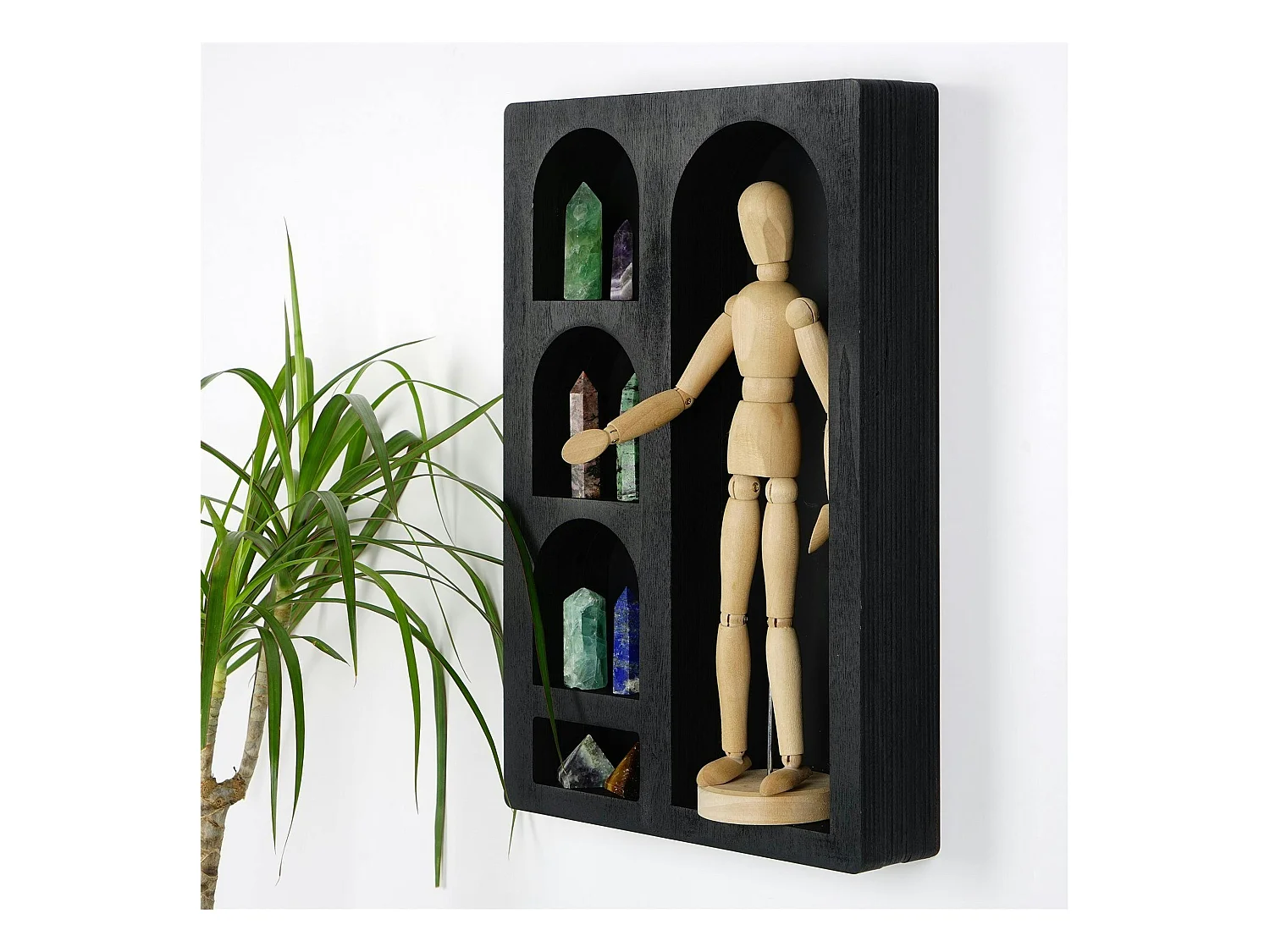 Etagère murale noire décorative - 5 niches AVIALA