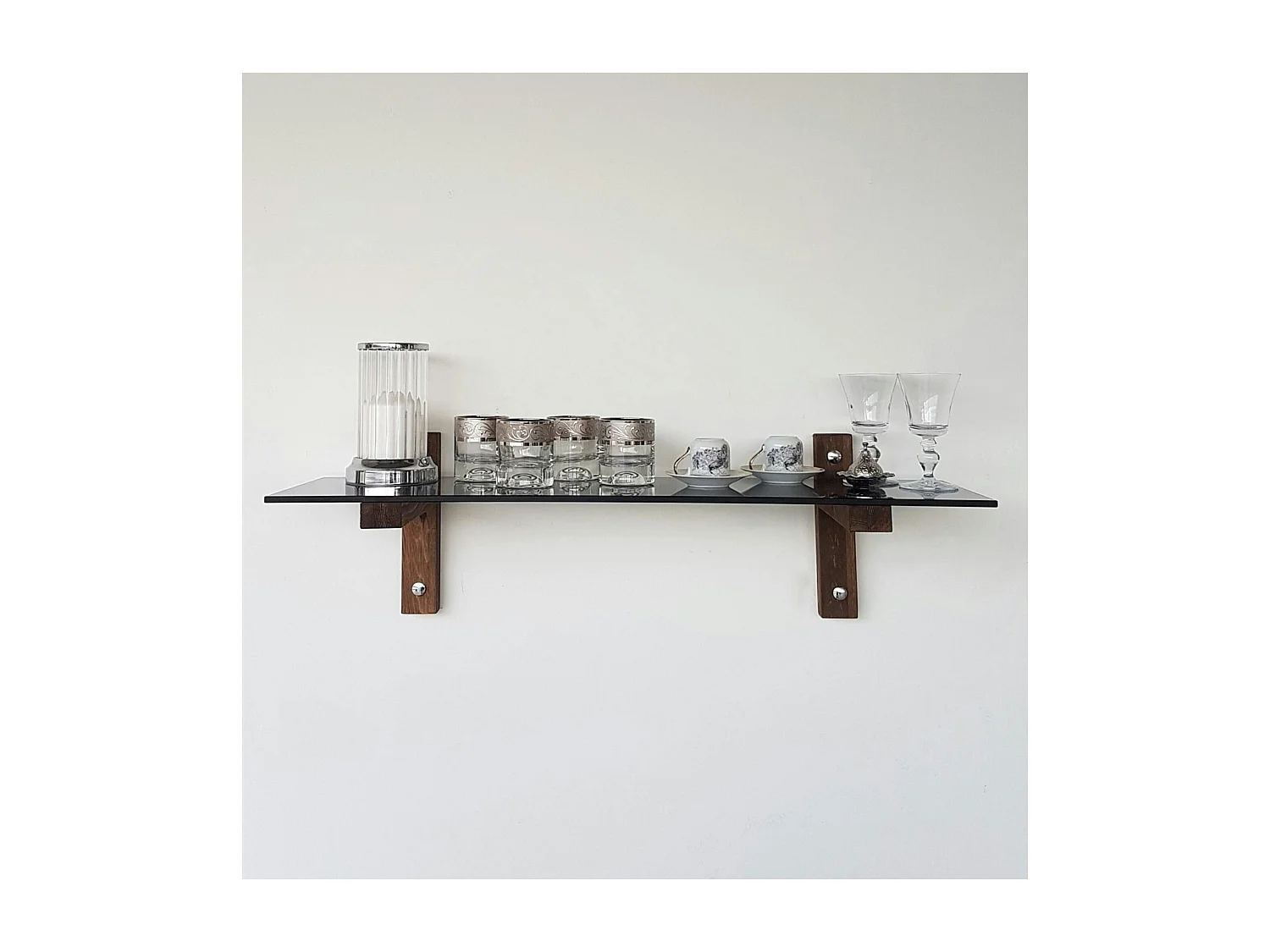 Étagère murale en verre fumé - supports bois foncé LHASA