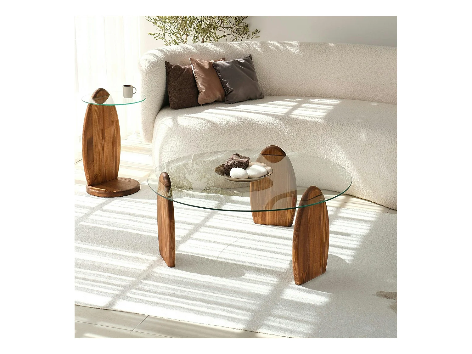 Table basse ronde en verre - 3 pieds bois brun ANZIO