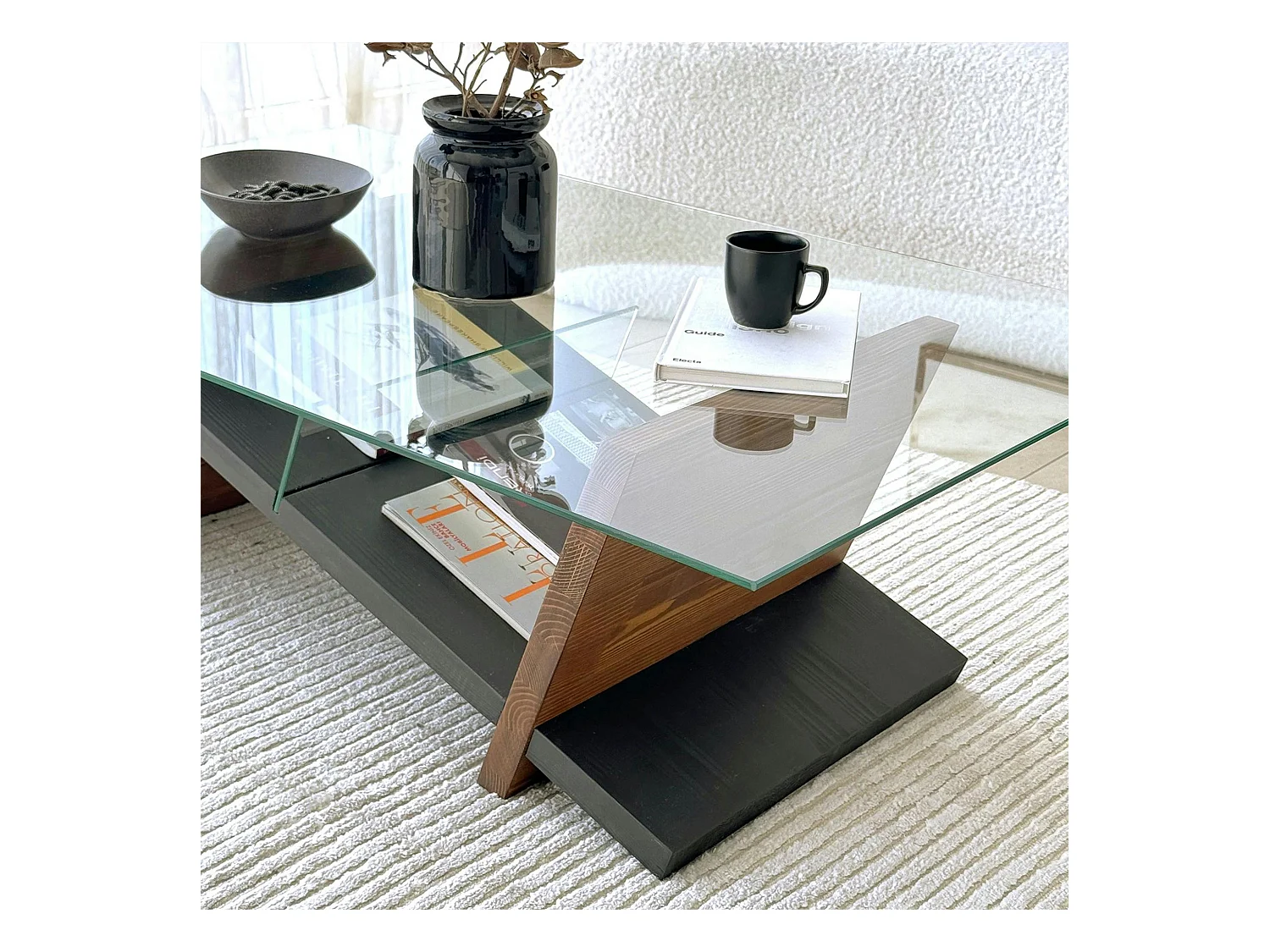 Table basse verre et bois brun - fonction porte-revues LHASA