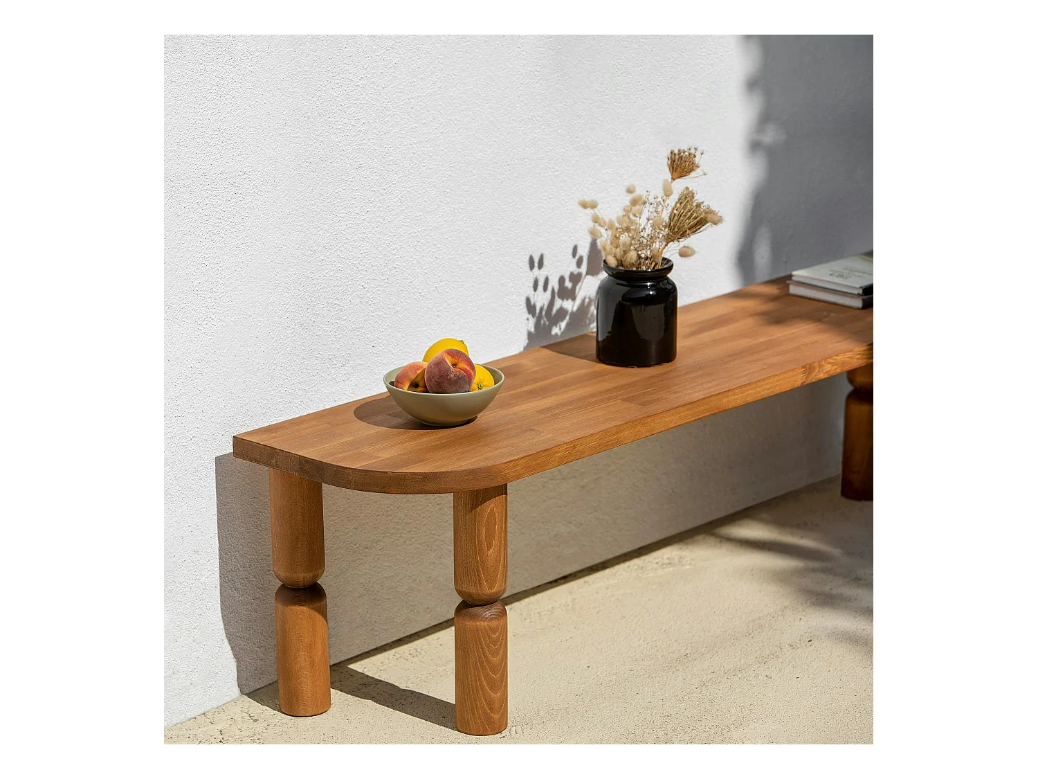 Banc TV en bois marron - pieds tournés, 140 cm BOMA