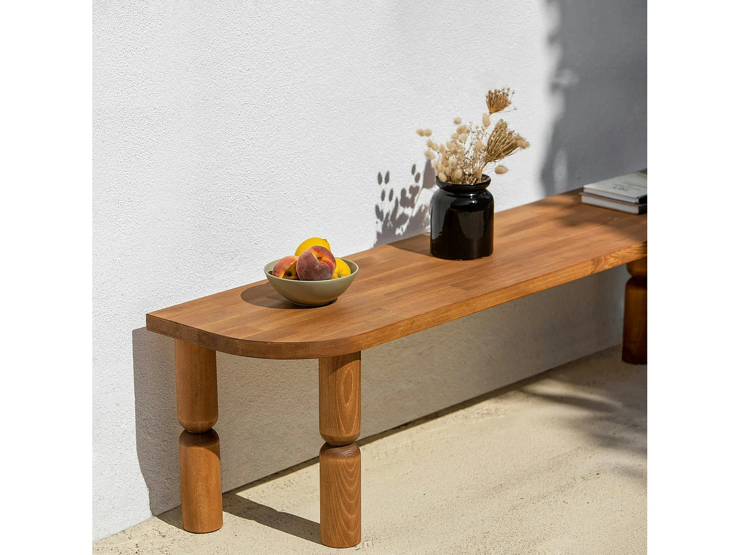 Banc TV en bois marron - pieds tournés, 140 cm BOMA