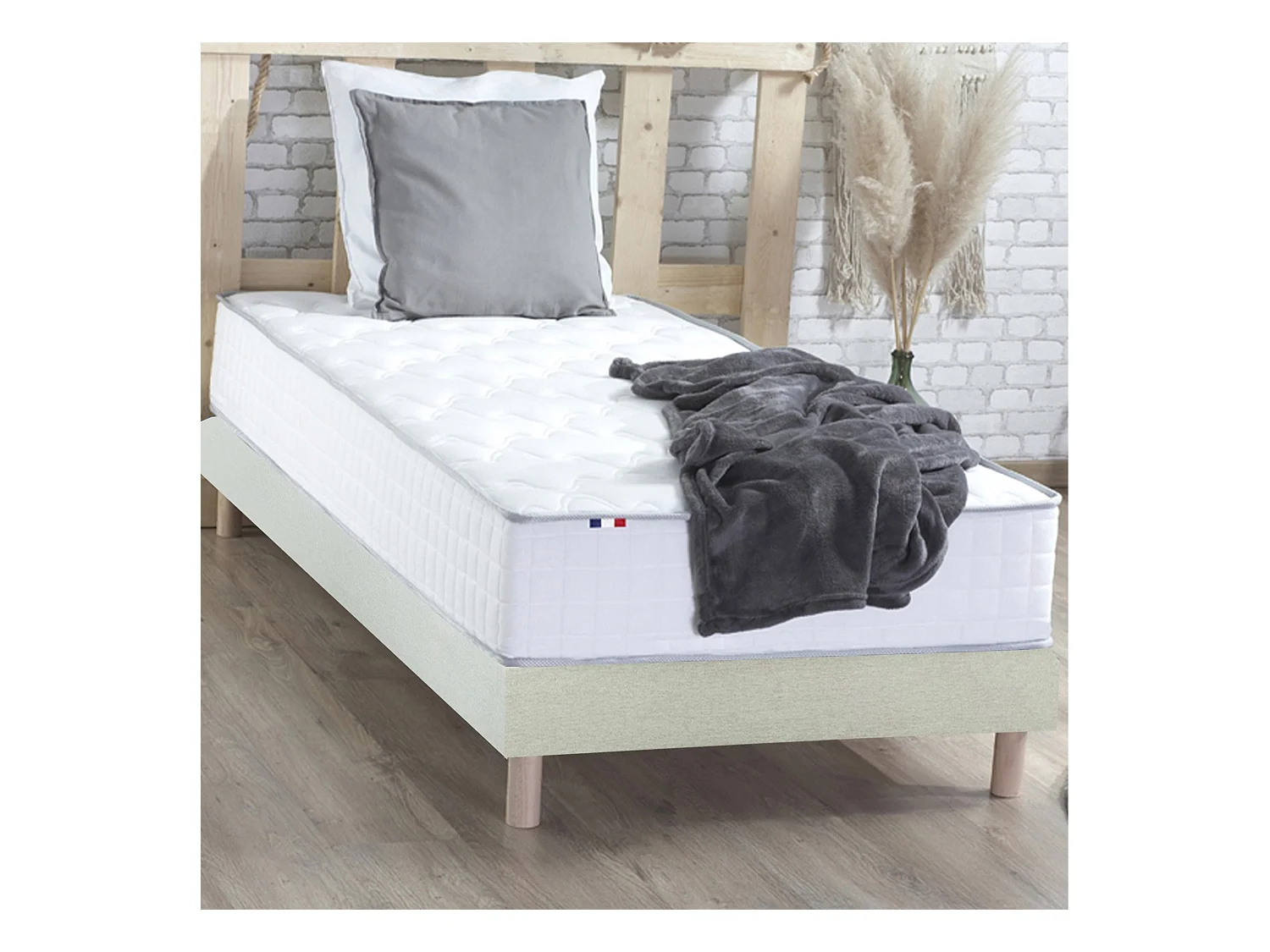 Pack matelas ressorts ASTRE, sommier, couette et oreillers français Dimensions - 90 x 190 cm, Sommier - Beige