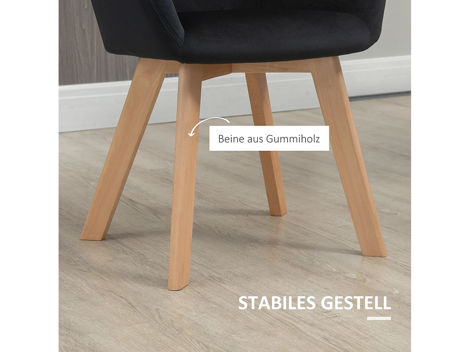 Lot de 2 chaises avec accoudoirs en velours noir, pieds en bois naturel