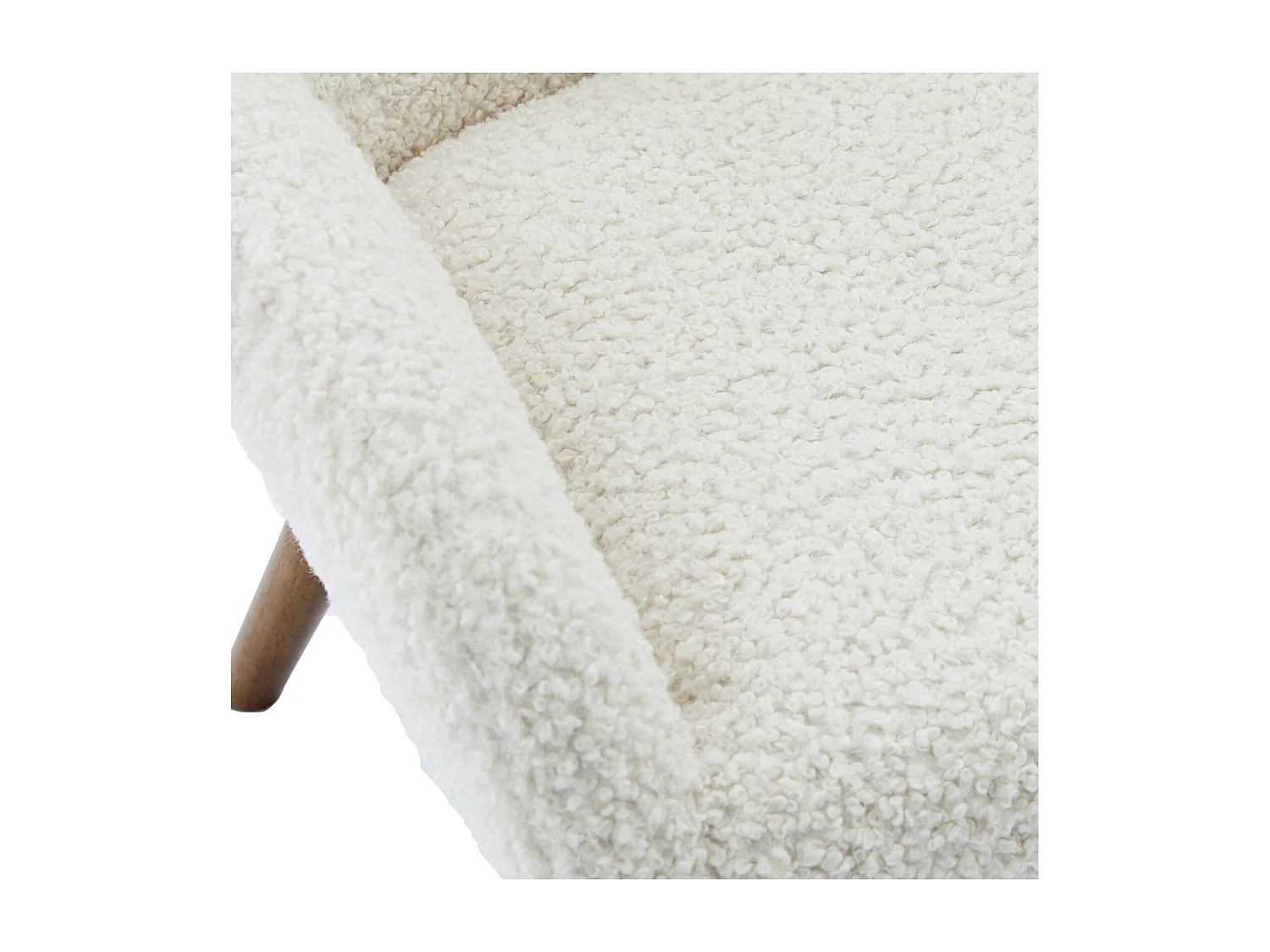 MALMO-Poltrona in legno patinato noce e tessuto bouclé Ecru