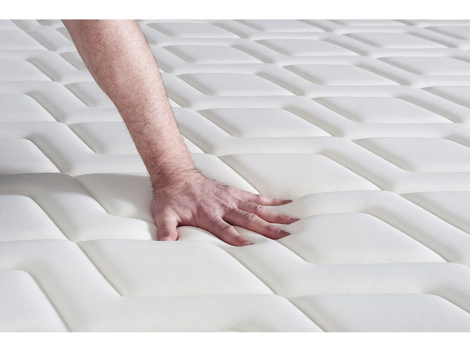 Actimemo soft matratze 135x190cm + Bettgestell mit lattenrost , Härtegrad 3 , Memory-Schaum , Höhe : 20 cm