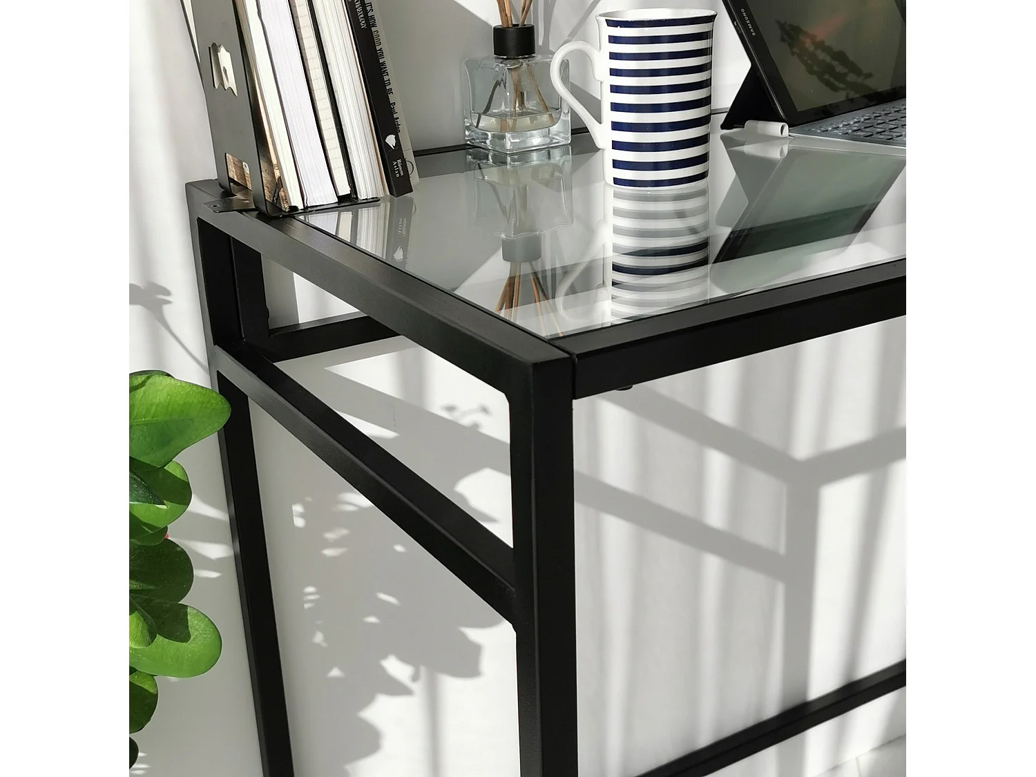 Scrivania da ufficio Asheboro 128, 75x100x45cm, Nero